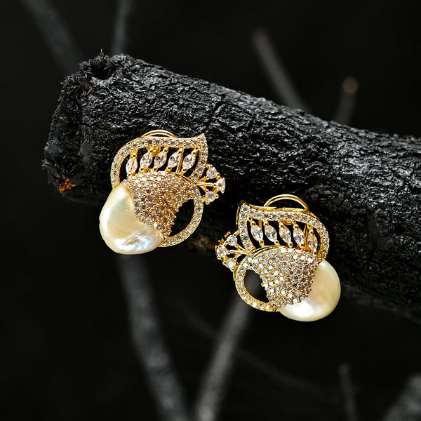 Leaf Crystals Tops (Real Mother of Pearl with Gold Plating) - T17